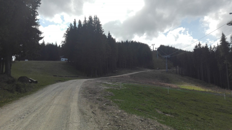 Einmündung der neuen Abfahrt in die Weißenelfschlagabfahrt