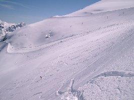 Tiefschnee am Titlis 
<br />.-&amp;gt;Einstieg  in den &amp;quot;Steinberg&amp;quot;