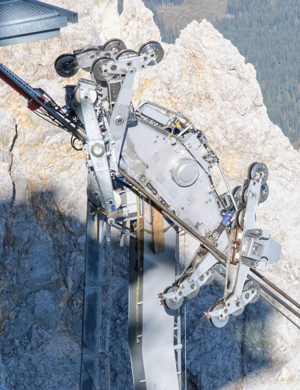 Zugspitze_Unfall01_Laufwerke_001.jpg