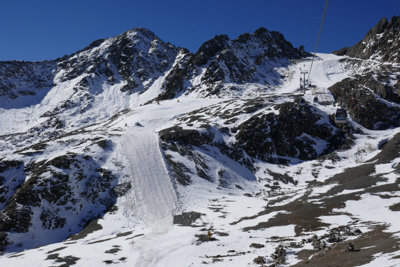 EUB Karlskogel. Die Piste im Vordergrund ist grundpräpariert aber noch nicht geöffent.