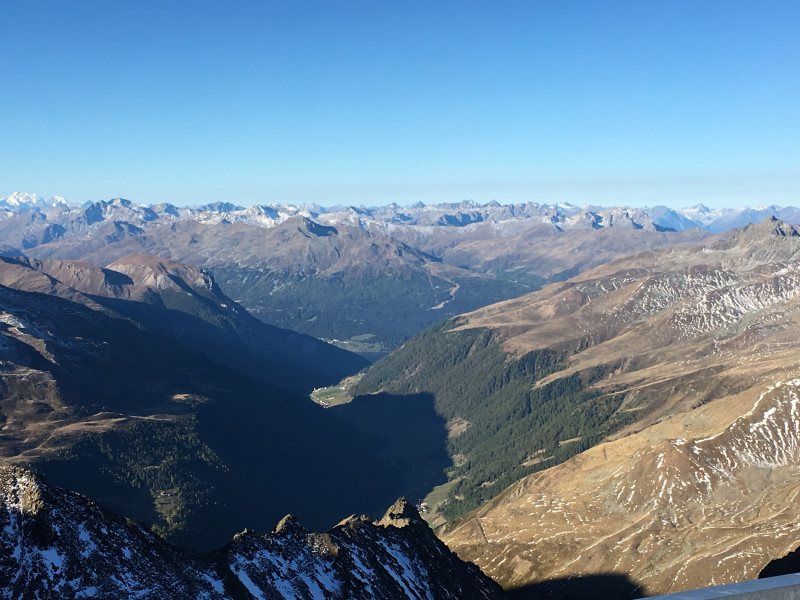 Karlesjoch mit Blick zum Reschensee