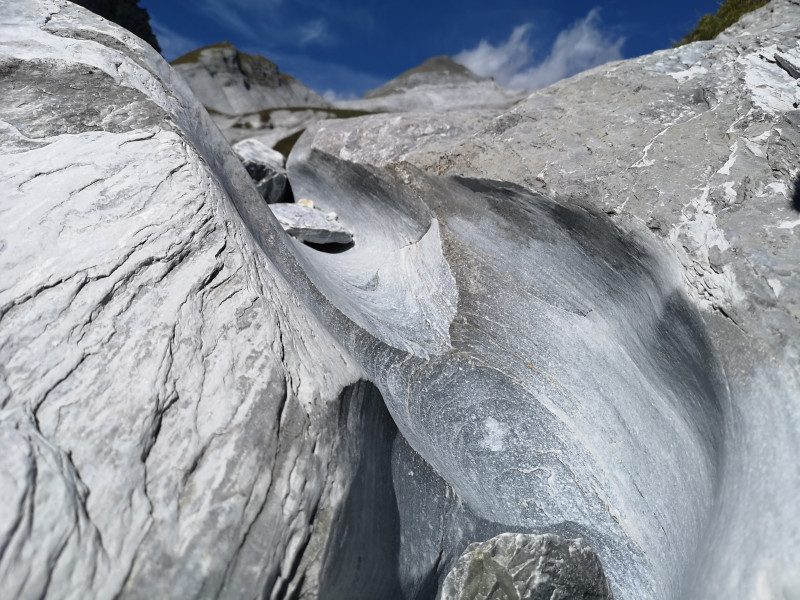 Neben den Mühlen sind aber auch noch andere durch das Wasser geschaffene Formen im Fels zu bestaunen