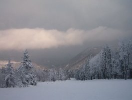 Die Sonne kämpft durch.jpg