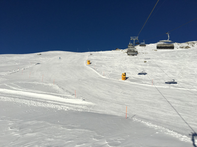 Die Piste unter dem Gütsch-Flyer war am Morgen herrlich zu fahren.
