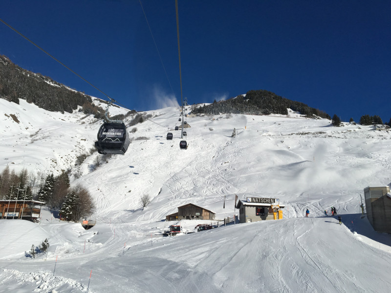 Die alte Talstation der Sesselbahn.