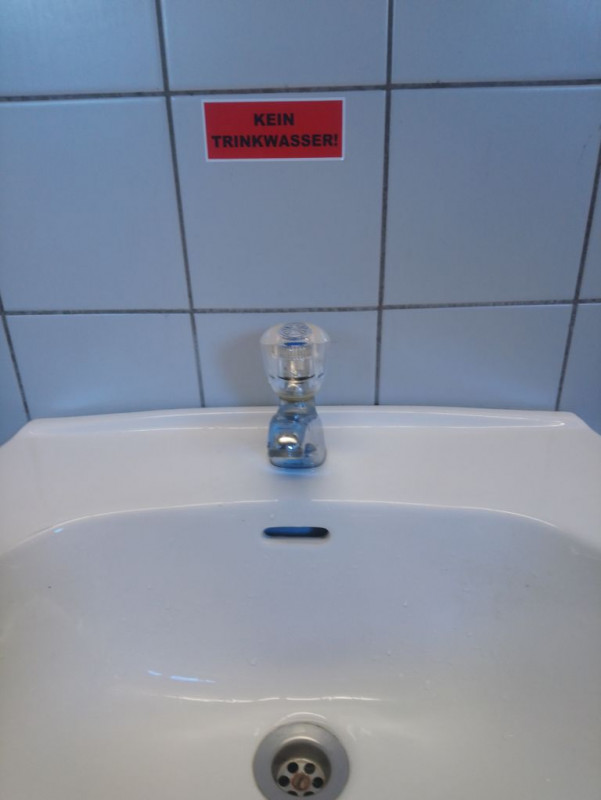 WC in der Bergstation der EUB Hochbrixen