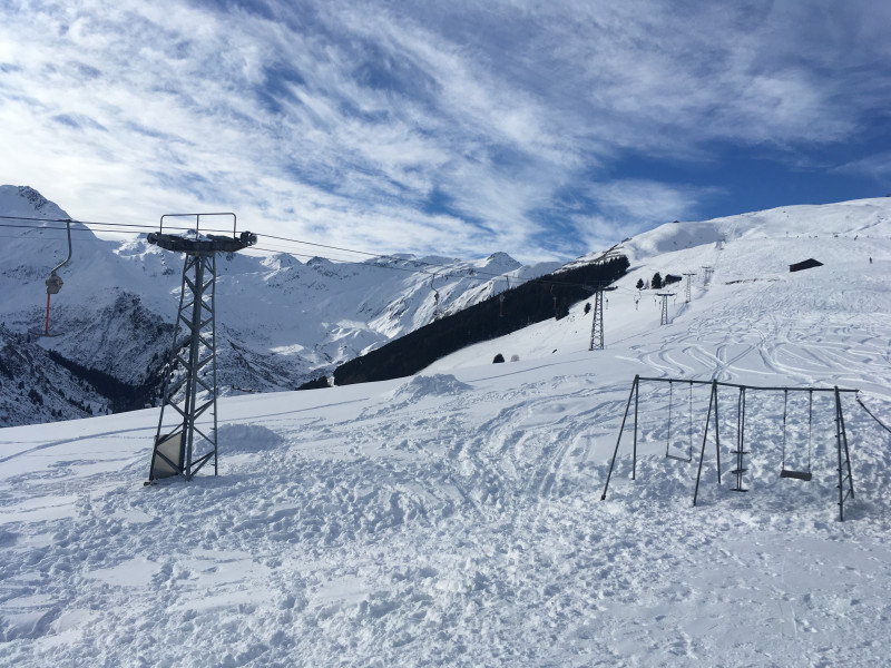 Skilift Planatsch. Scheint dieses Jahr noch nicht in Betrieb gewesen zu sein. Schade, sonst hätten wir hier eine Runde gedreht.