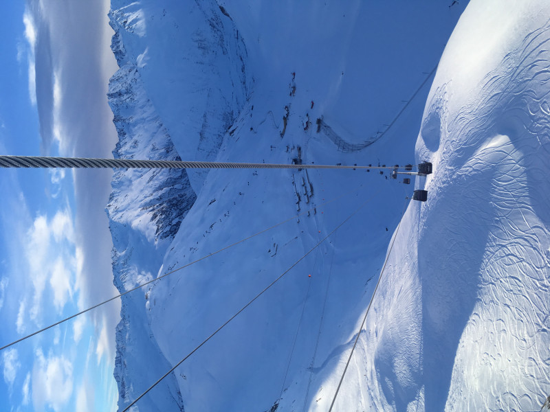 Wären die hässlichen Stationen nicht, diese Bahn würde mir tatsächlich ganz gut gefallen.