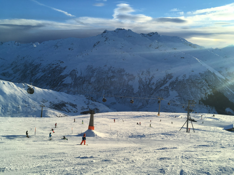 Der Skilift Dürstelen hätte eigentlich bis zur ehemaligen Zwirbelkurve wieder fahrtüchtig gemacht werden sollen. Ist bis jetzt nicht passiert, obwohl man eigentlich nicht viel machen müsste.