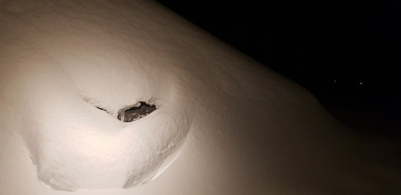 Die Schneewand wird größer... (Stand 23:00 Uhr)