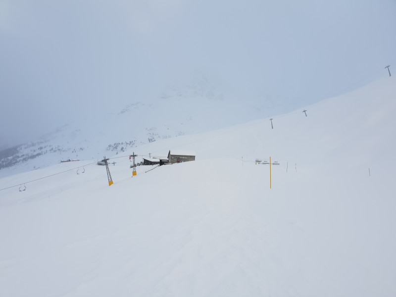 Da die KSB Radolins geschlossen war, musste man kurz etwas aufsteigen, um wieder nach Signal zu gelangen