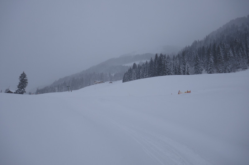 Piste ganz rechts am Lift.