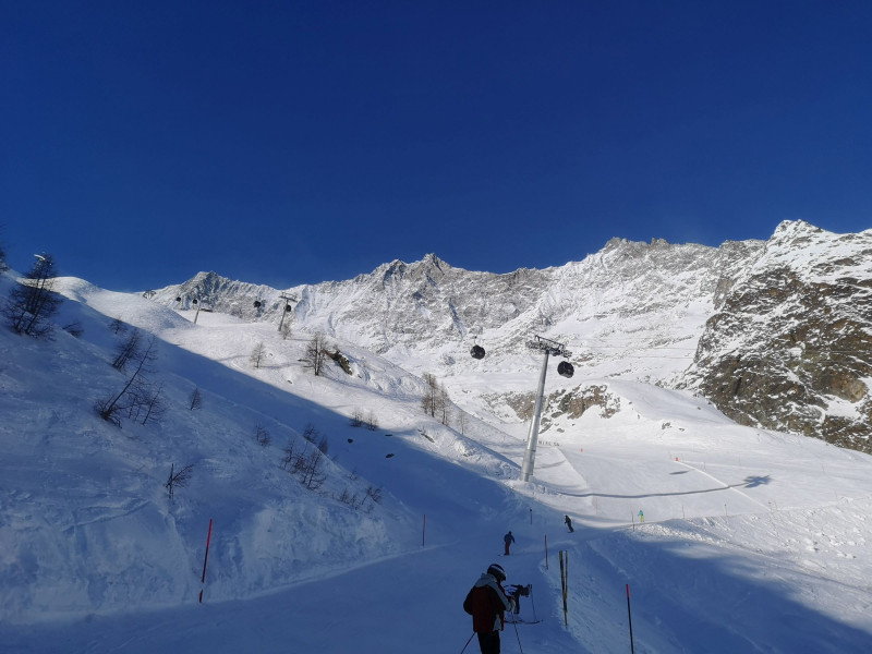 Auf der Spielboden-Piste. Oben war sie ganz gut zu fahren, unten etwas eisig aber insgesamt ganz OK, sodass wir gerade noch einmal hoch sind