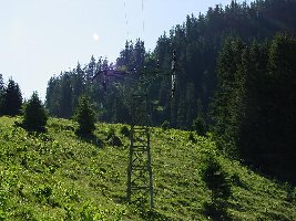 Anschliessend gehts wieder steil hoch. Hier haben wir ungefähr die Hälfte der ersten Sektion.