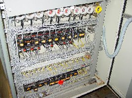 Innenleben dieser Kästen. Sieht noch gut erhalten aus.