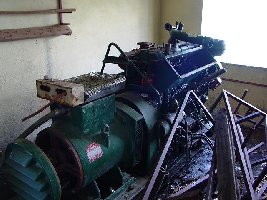 Braucht jemand Strom? Generator in der Bergstation.