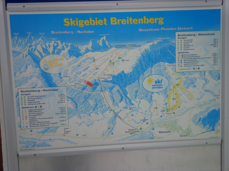 An der Talstation des Mittaglifts (der heute nicht lief) ist noch ein altes Pistenpanorama vom letzten Jahr zu sehen