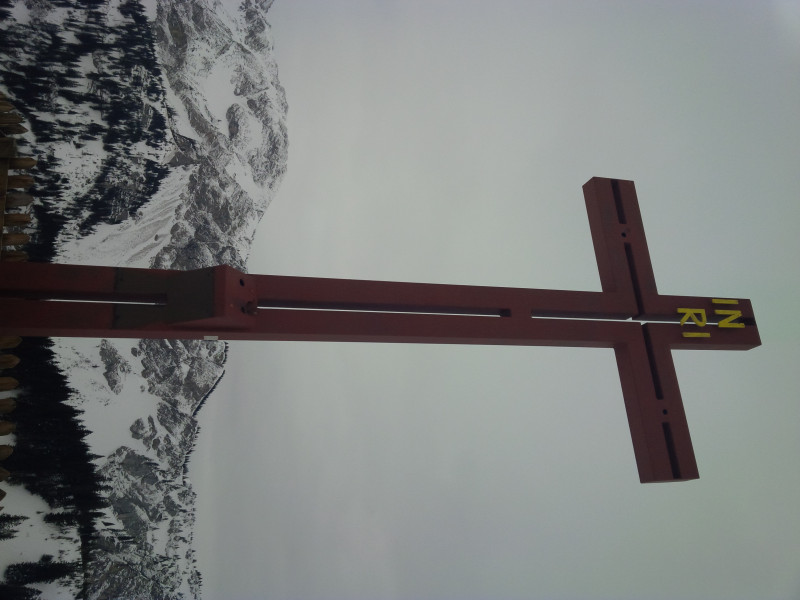 PS: Weiß jemand wo der goldene Jesus hingekommen ist? Letztes Jahr war er noch da