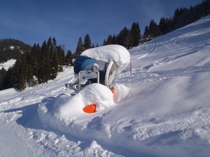 Itter, Einfahrt Schlusshang