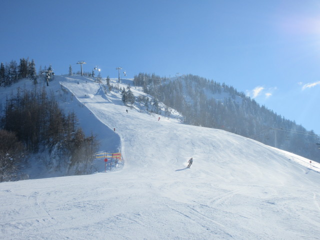 Brandlabfahrt, links im Hintergrund die 6-MGD Hochkössen, rechts der 2-CLF Brandl