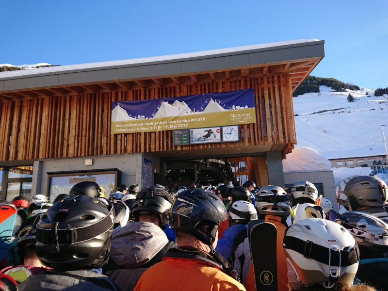 nach ca 10 Minuten sitze ich in der Gondel