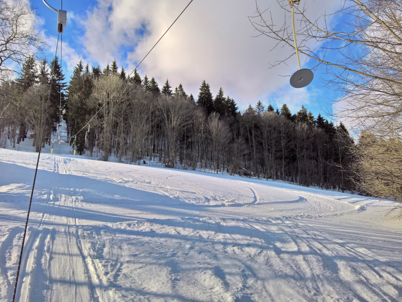 Blaue Umfahrung des Haupthangs, damit könnten auch komplette Anfänger das Gebiet nutzen