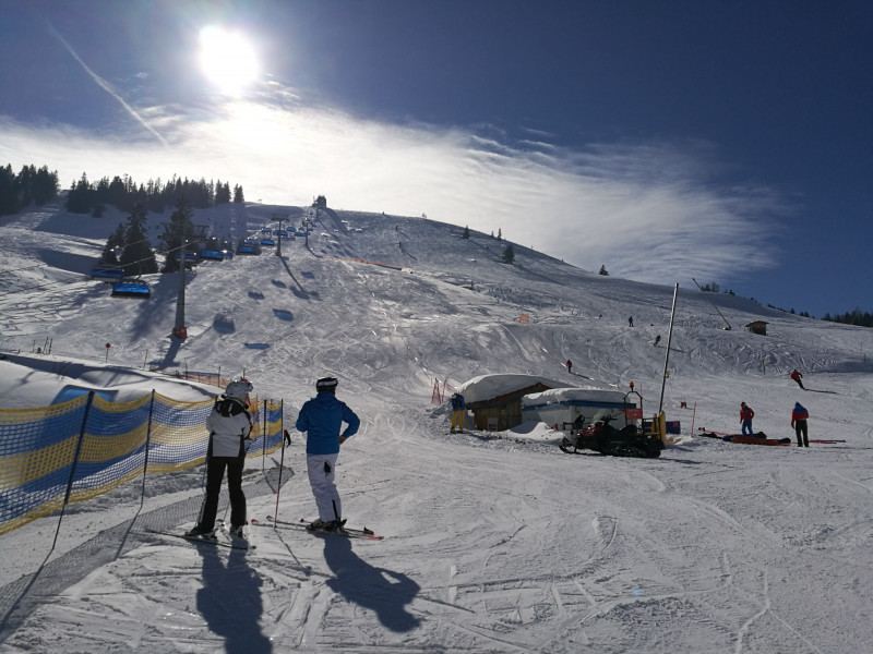 Waldkopf. Auch an der 6er Sesselbahn war gut was los. Die Waldkopf Variante ist derzeit im übrigen auch präpariert