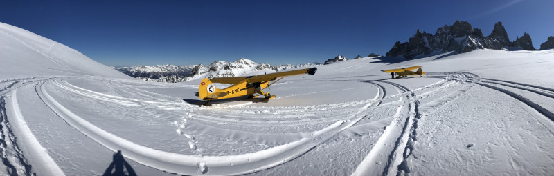 Ein wenig Smalltalk mit einem Kollegen.