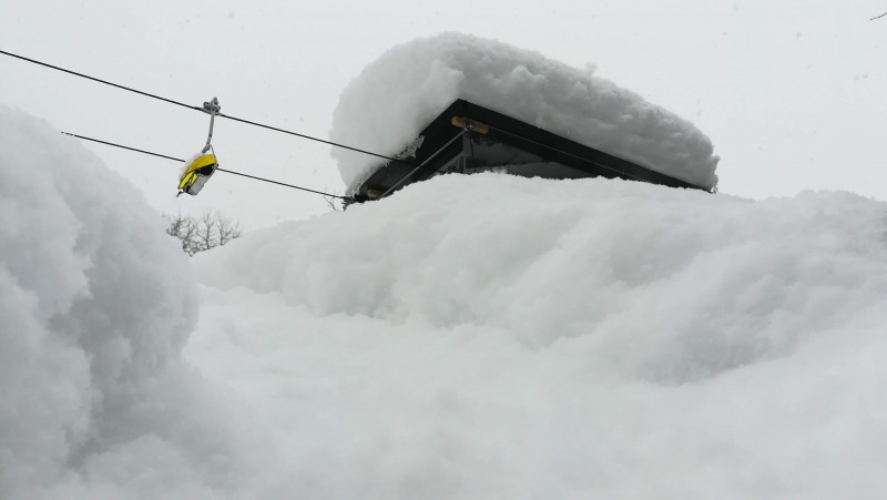 Bild 20 (Skibetrieb im Jänner).jpg