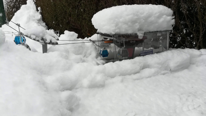 Bild 17 (Skibetrieb im Jänner).jpg