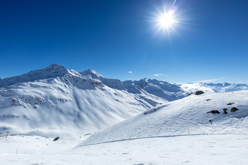 Schneehüenerstock-Express. Wir mussten leider ab der Mittelstation mit der Gondel ins Tal fahren. Die Hinter Felli war wegen Lawinengefahr zu. Wir waren knapp zu spät dran.