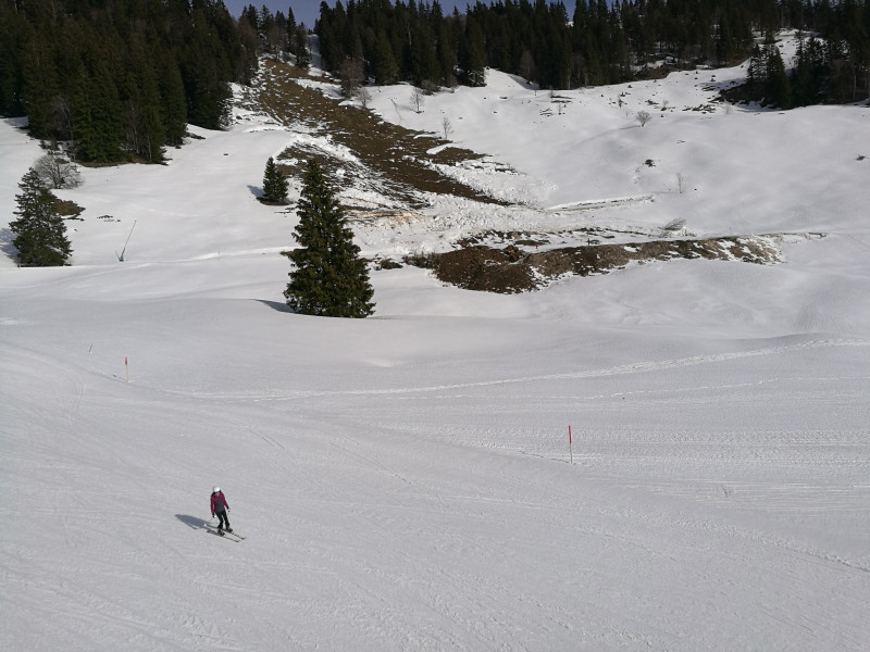 Lawienenabgang an der Verbindung zur Waxnsteinabfahrt
