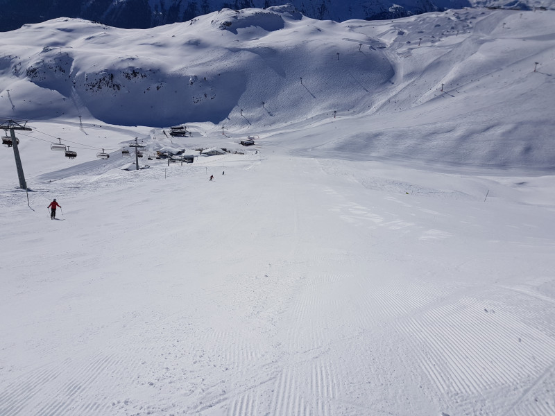 Die Schwarze am Trais Fluors auch genial