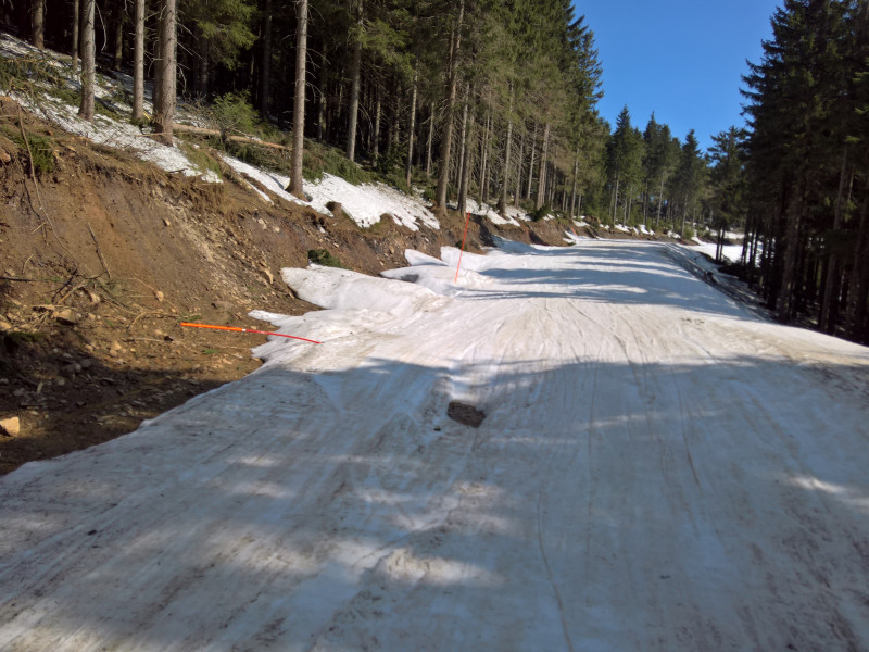 Wasserloch auf der Rondo
