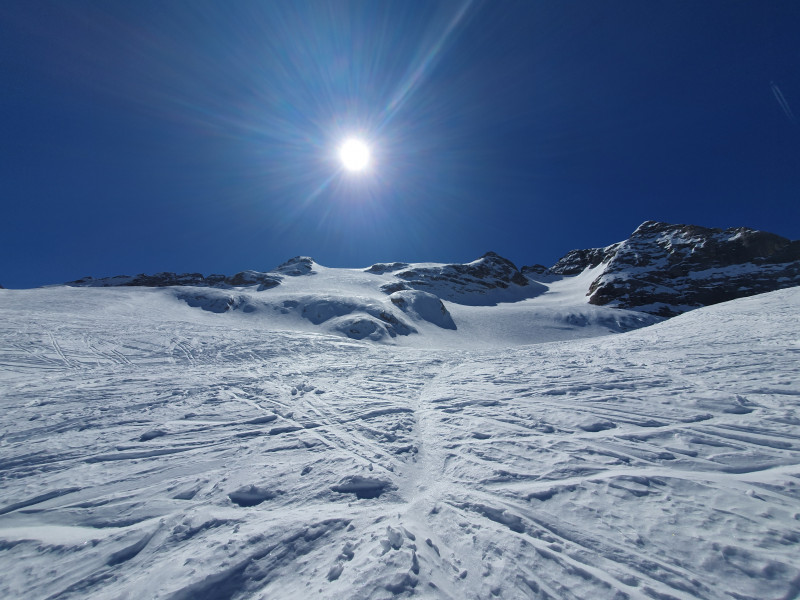 Marmolada: Freeride-Abfahrt zum Rifugio Pian dei Fiacconi