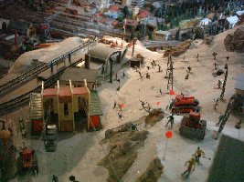 Von Zugspitzgipfel auf´s Platt fotografiert. Die Pistenbully´s sorgen für optimale Pistenverhältnisse. Rechts am Bildrand der Einer-Sessellift.