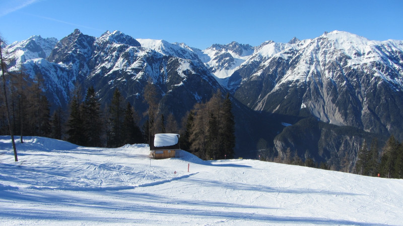 14- Pulvrig-harte Weinbergabfahrt, Kontrastprogramm zur Südseite