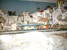 ... wird oben am Zugspitzplatt noch Ski gefahren.