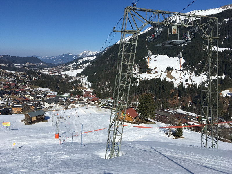 2- Der fotogene Schlösslelift