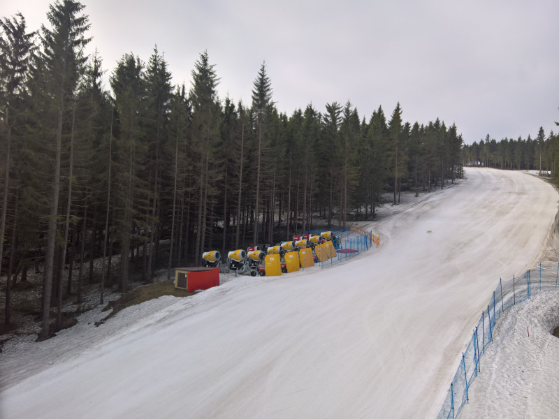 8x TechnoAlpin TR8 und 8x Areco Supersnow sowie weitere Modelle