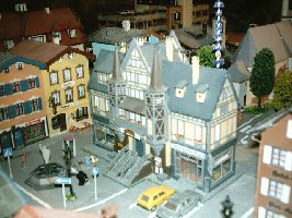 Stadtmitte mit historischem Hotel