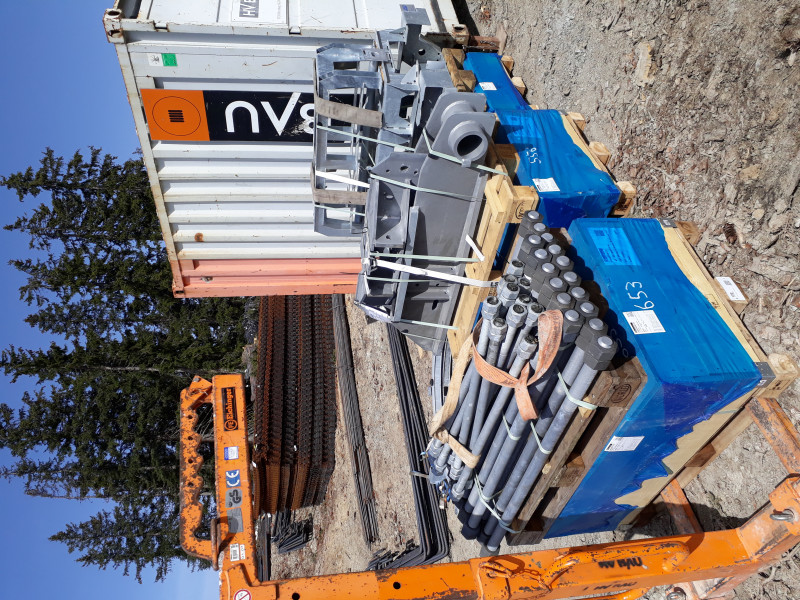 ^^Erste Lieferungen von Doppelmayr