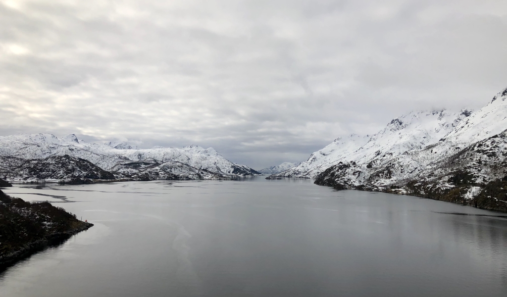 048 E10 Lofoten.jpg