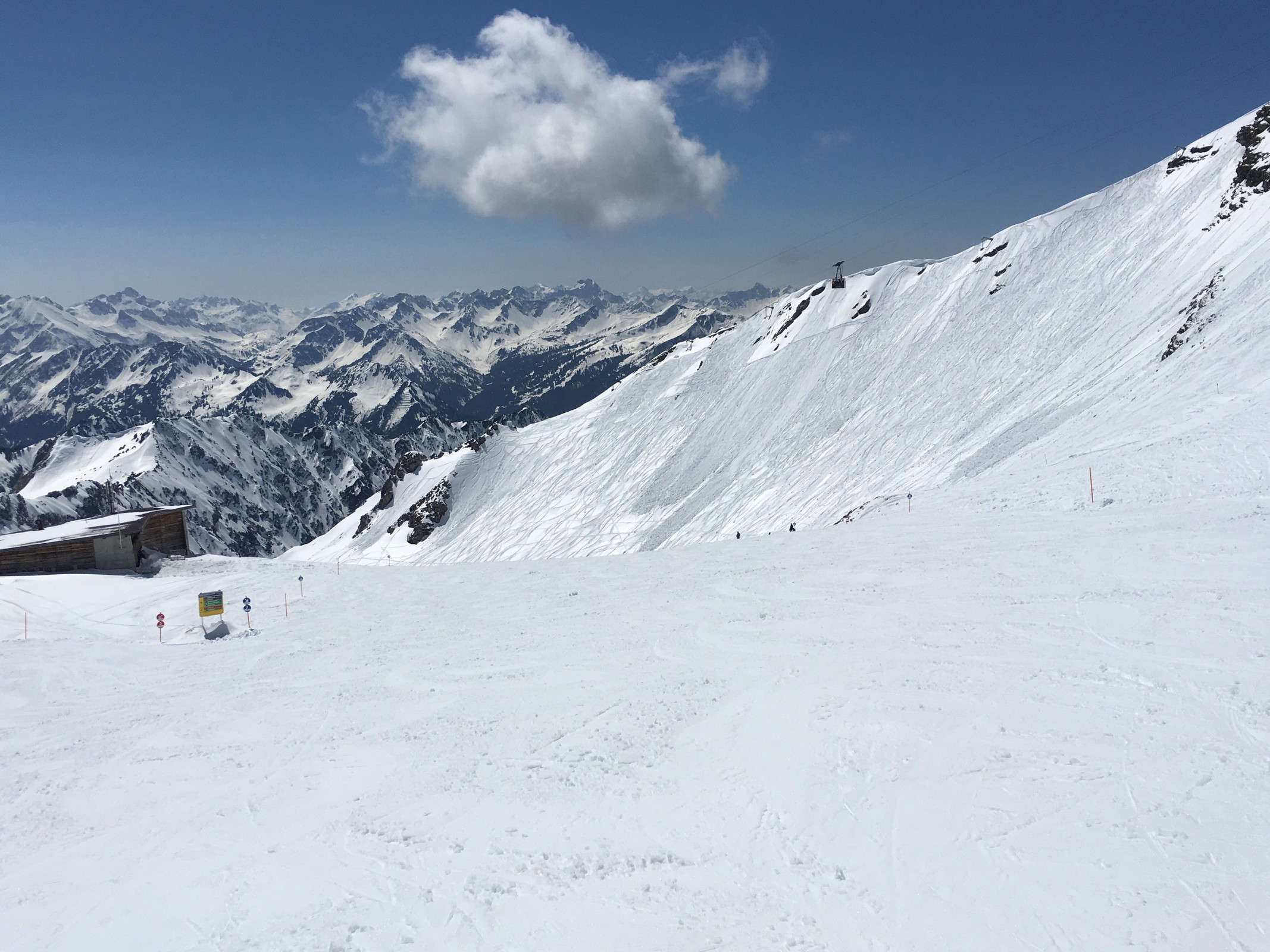 Gipfelmulde um 14:10 Uhr