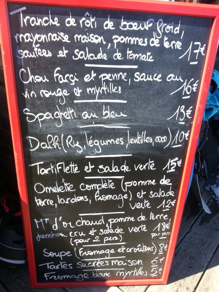 Gab richtig leckeres Essen dort. Das hab ich in so manch anderem Skigebiet in Frankreich auch schon anders erlebt. Hier hätte ich das allerdings am wenigsten erwartet.