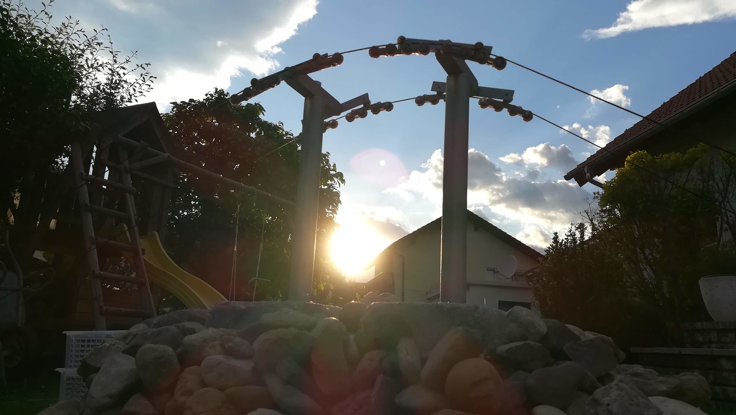 Doppelstütze mit Sonnenuntergang.jpg