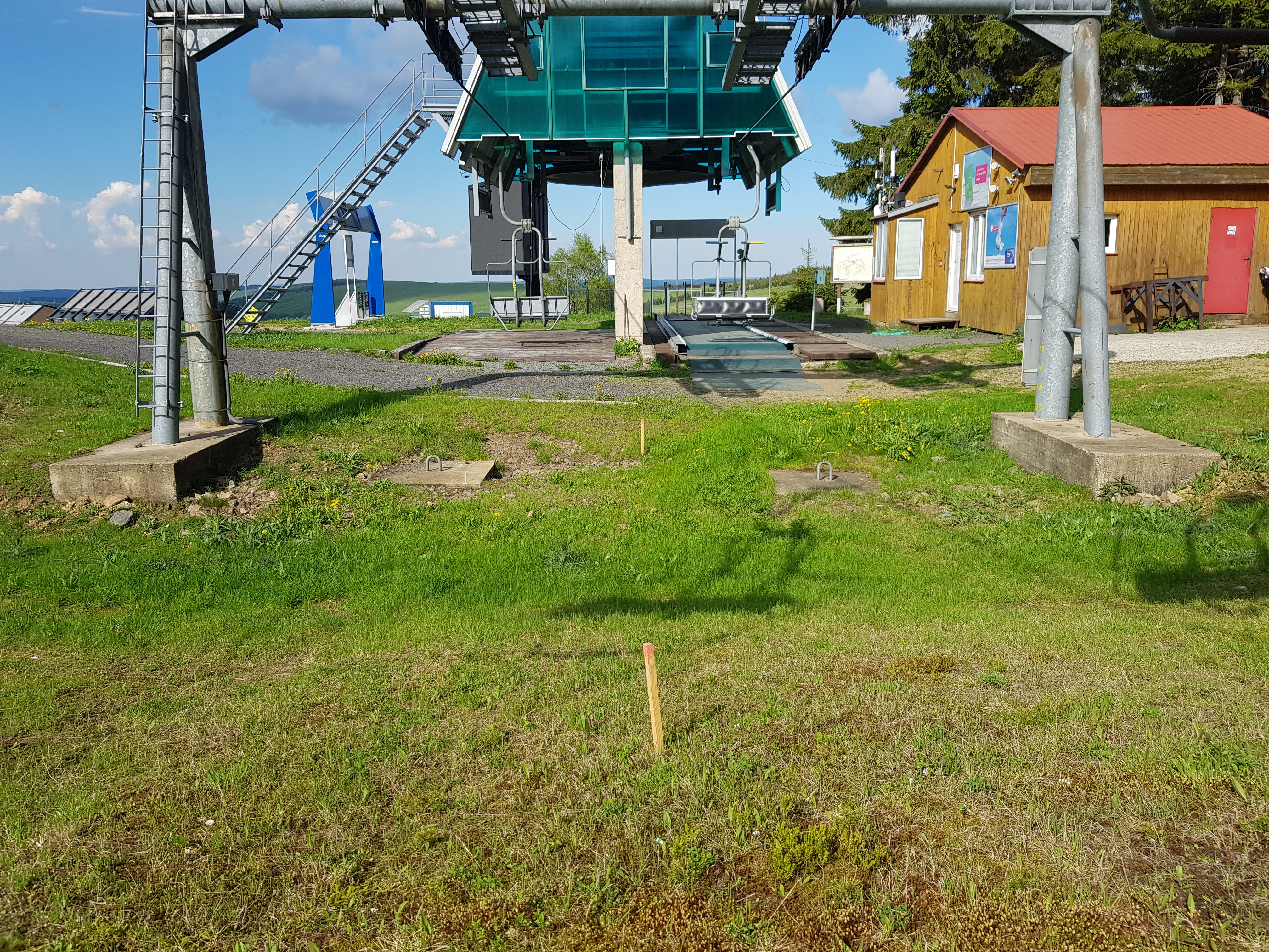 Markierung Stütze 1 und 2 KSB Damska