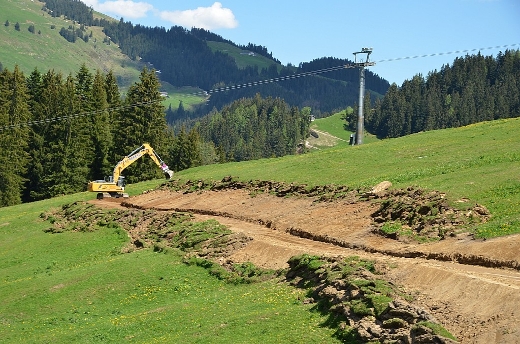 Neuer Weg quer über die Keatpiste
