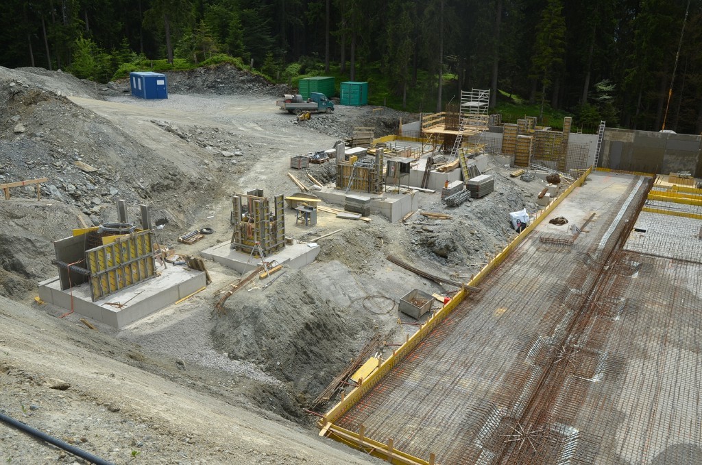 Schalungsarbeiten für Stationssteher