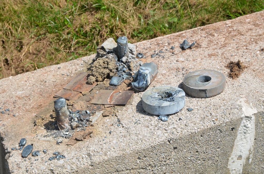 Lang rumgeschraubt wird nicht; Trennschnitt mit dem Schneidbrenner ist das Mittel der Wahl